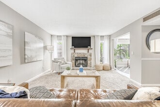 Interior Photo - Avenues at Holcomb Bridge