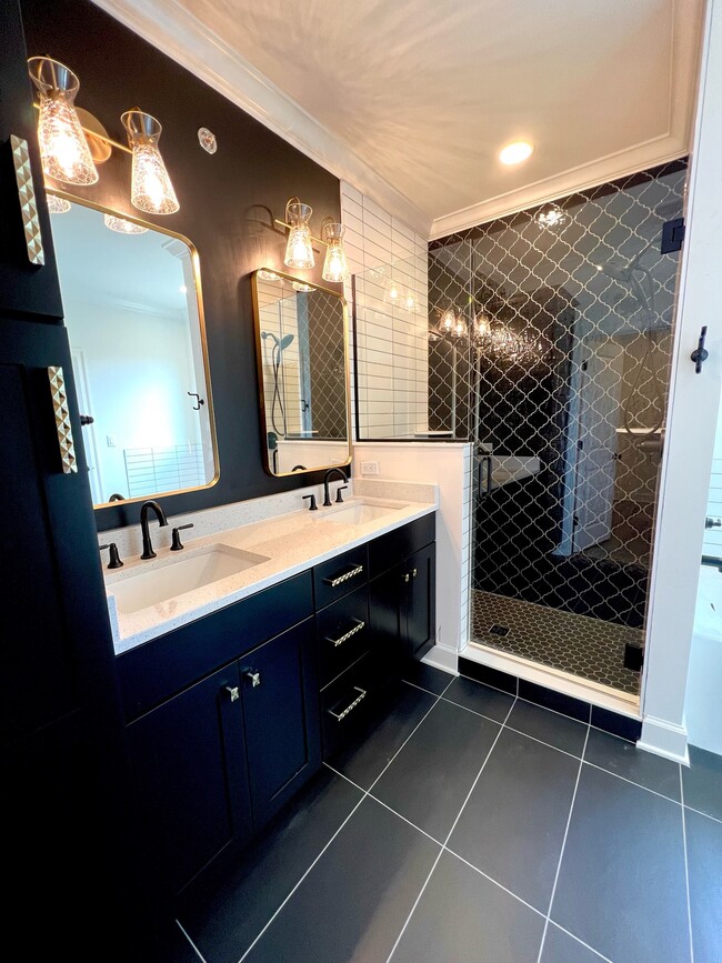 Building Photo - 12085 River Beauty Loop