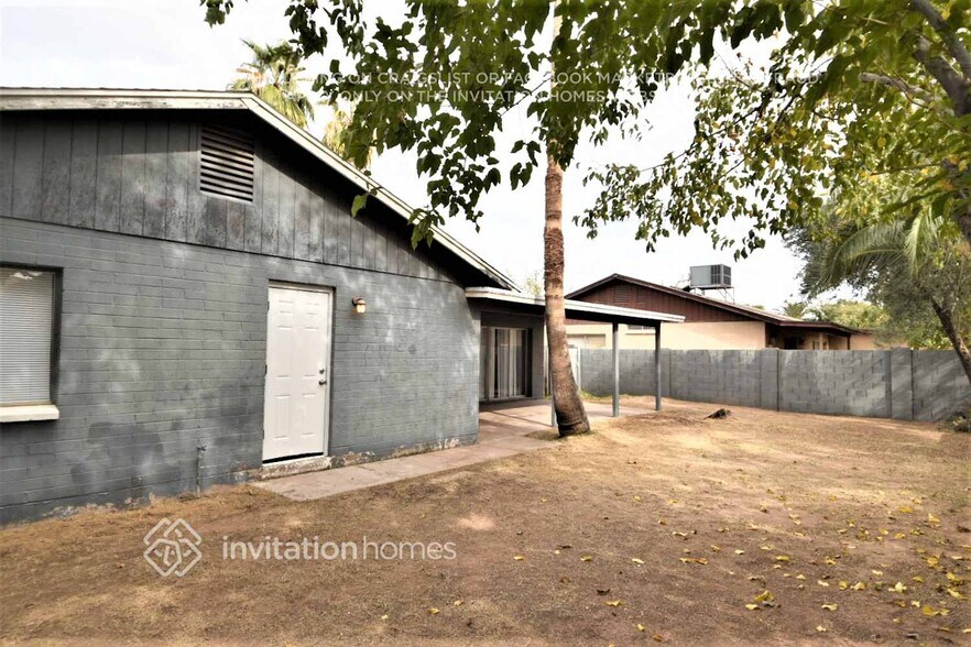 Building Photo - 4713 W Cochise Dr