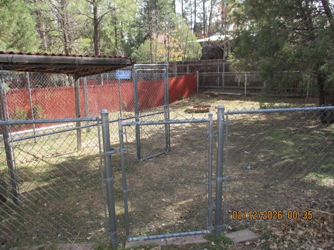 Building Photo - 3001 W Young