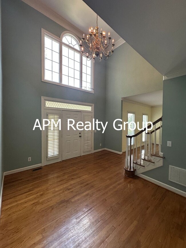 Building Photo - 109 Rolling Creek Cir