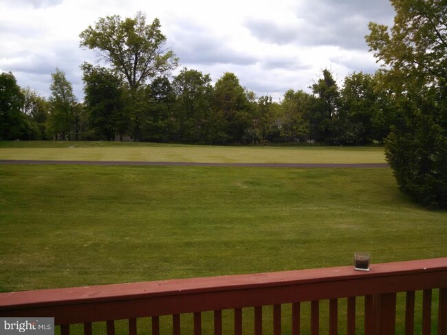 Building Photo - 173 Gleneagles Ct