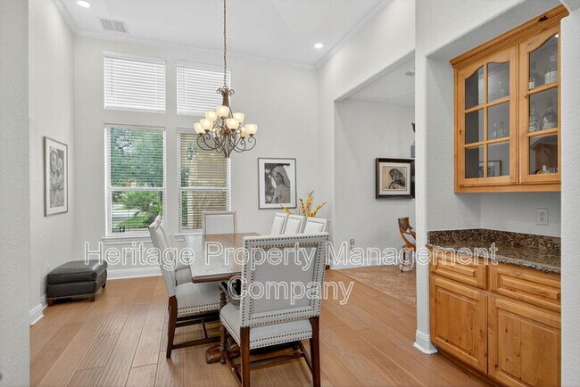 Building Photo - 24915 Estancia Cir