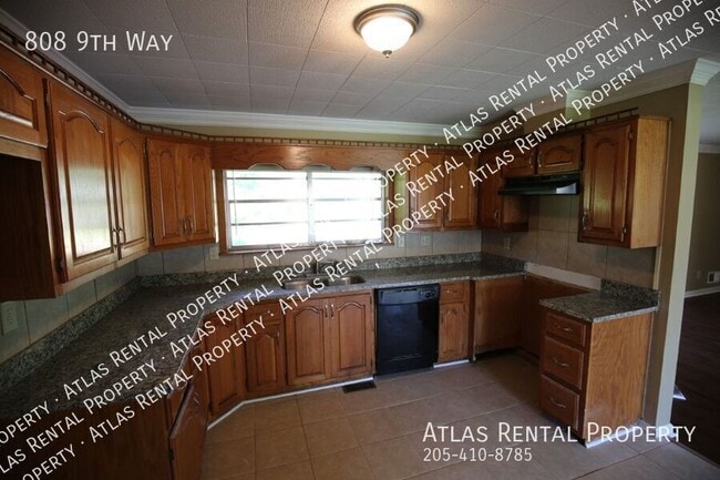 Building Photo - 808 9th Way