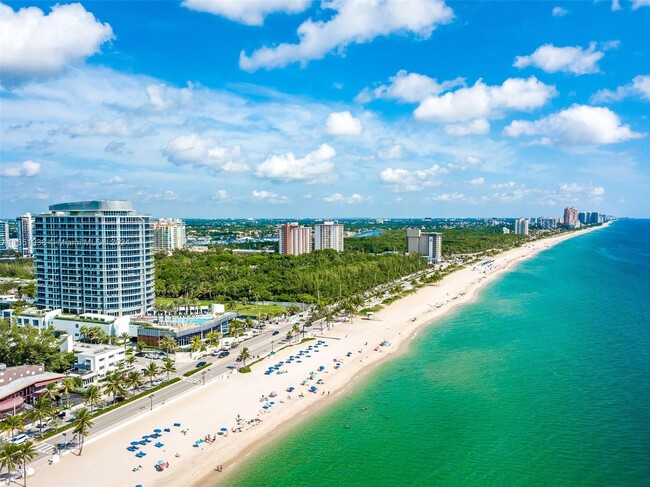 Building Photo - 701 S Fort Lauderdale Beach Blvd