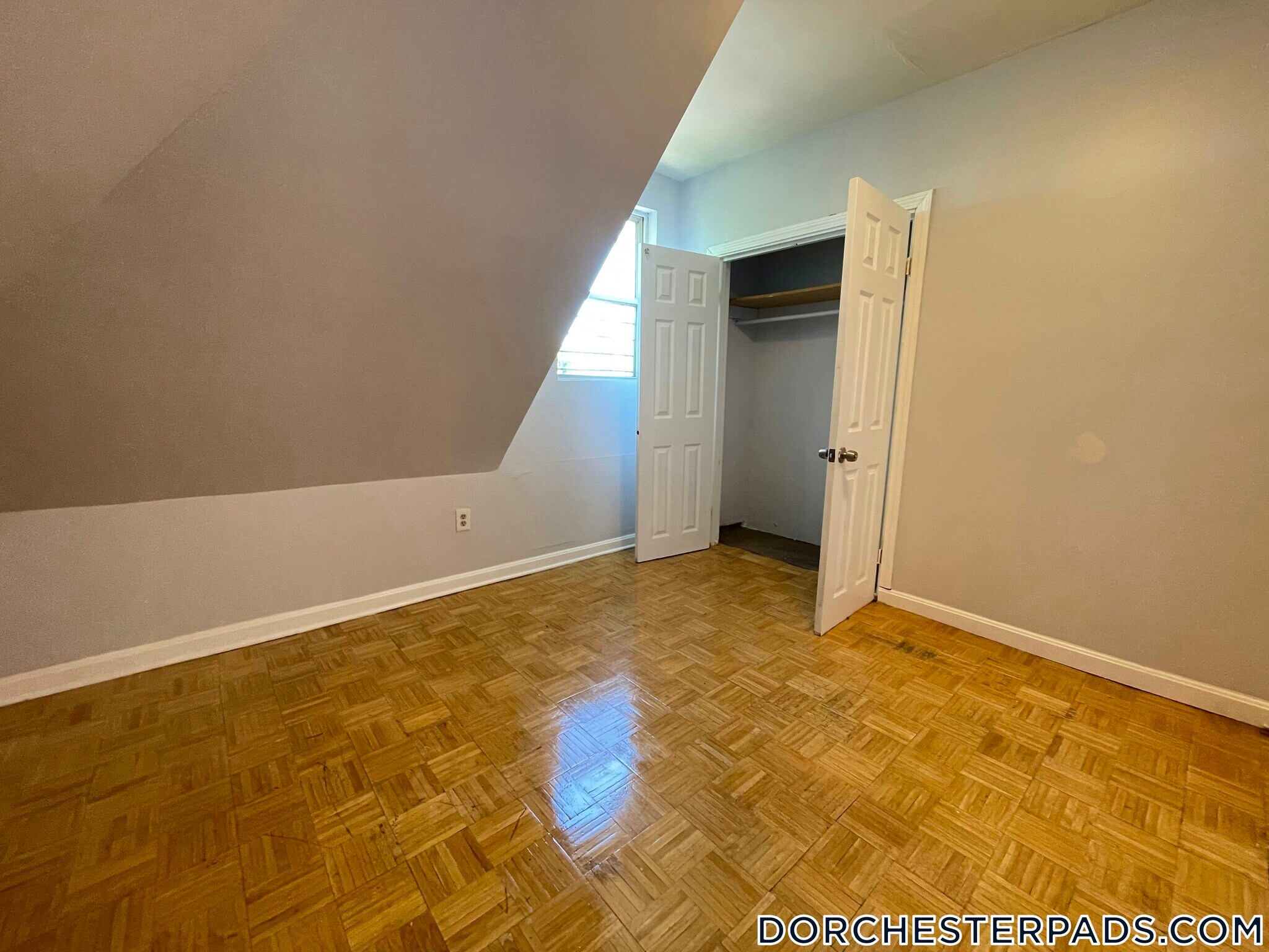 Building Photo - 53 Georgia St