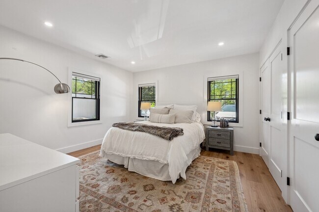 Building Photo - 9 Tidal Cove Way
