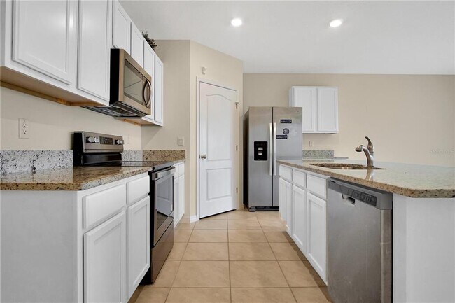 Building Photo - 538 Noble Ave