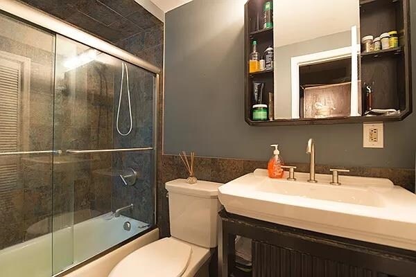 Building Photo - 444 Jersey Ave