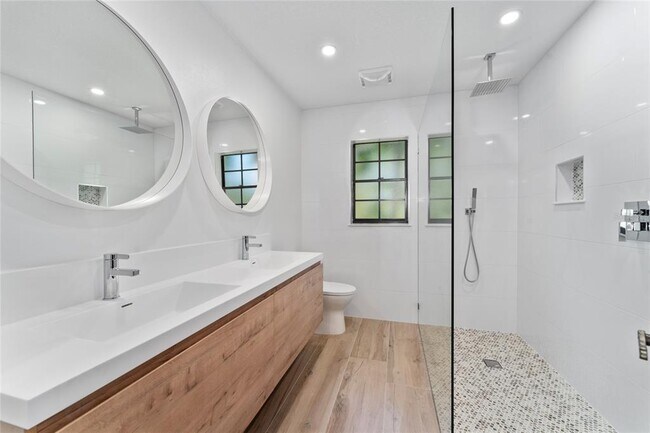 Building Photo - 4464 Willow Wind Ct