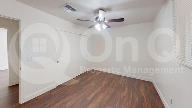 Building Photo - 2760 N Palo Verde Ave