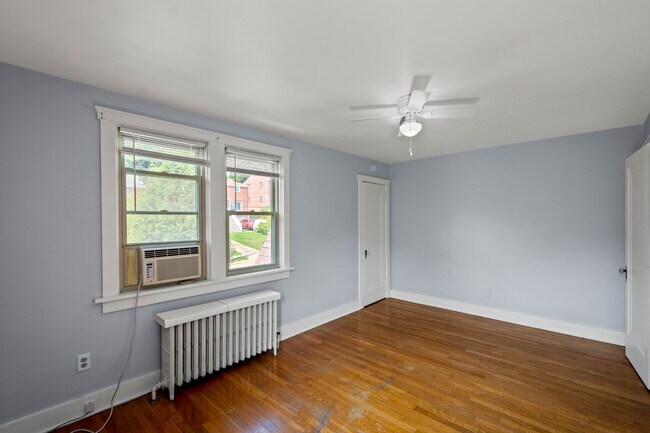 Building Photo - 161 Morrison Dr