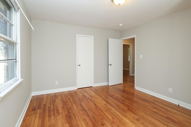 Building Photo - Newly renovated Ranch style 3 bedroom 1 ba...