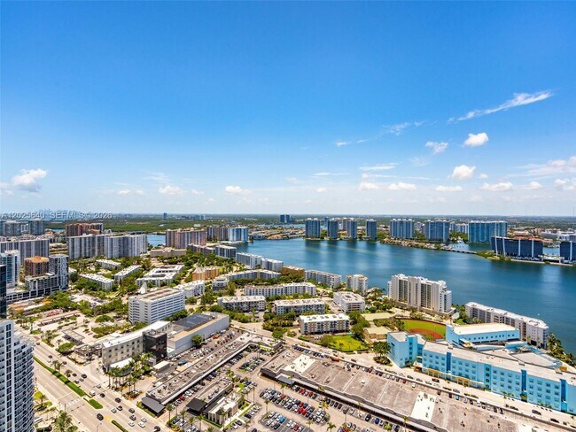 Building Photo - 18201 Collins Ave