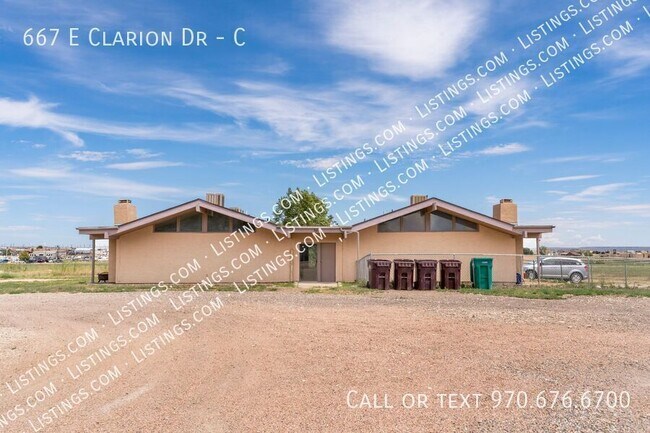 Building Photo - 667 E Clarion Dr