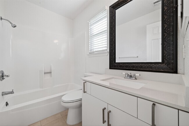 Building Photo - 6515 Morrisglen Ct