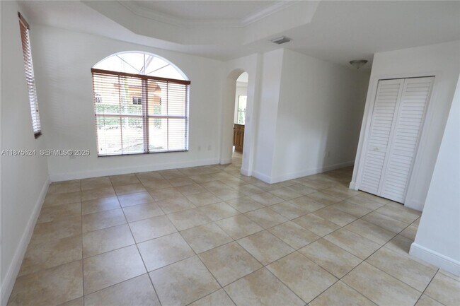 Building Photo - 15449 SW 31st Ln