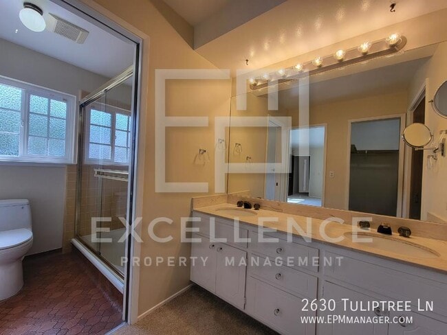 Building Photo - 2630 Tuliptree Ln