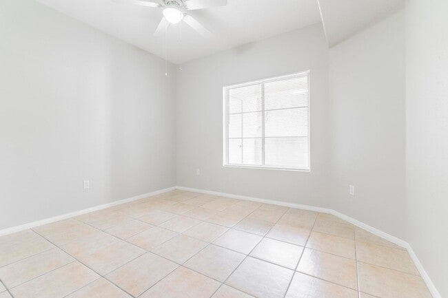 Building Photo - Stylish Summerlin Condo in Gated Red Bluffs — Resort Living at Its Best