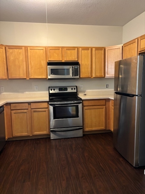 Building Photo - 28825 Cullen Dr