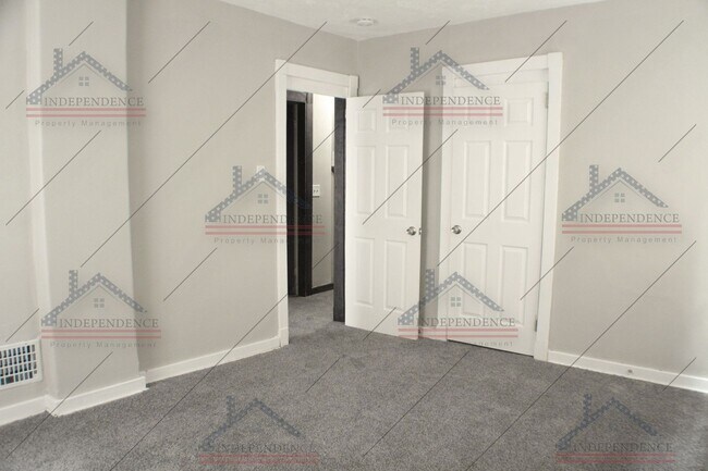 Building Photo - Illinois Estate: New Year, New Home: 50% O...