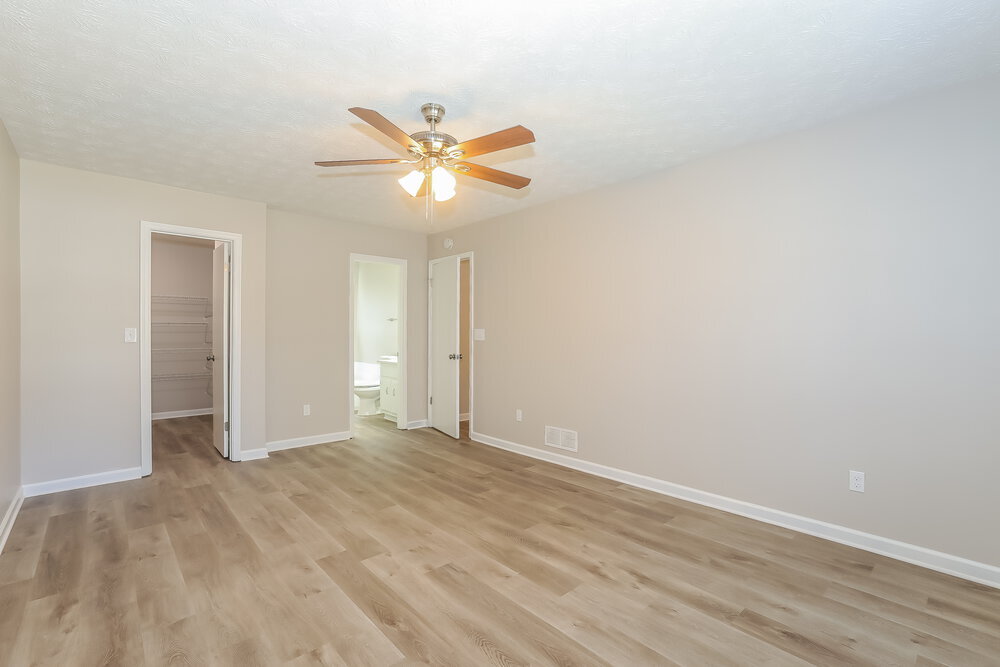 Building Photo - 2461 Shoals Dr NE