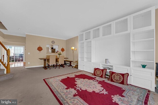 Building Photo - 14197 Madrigal Dr