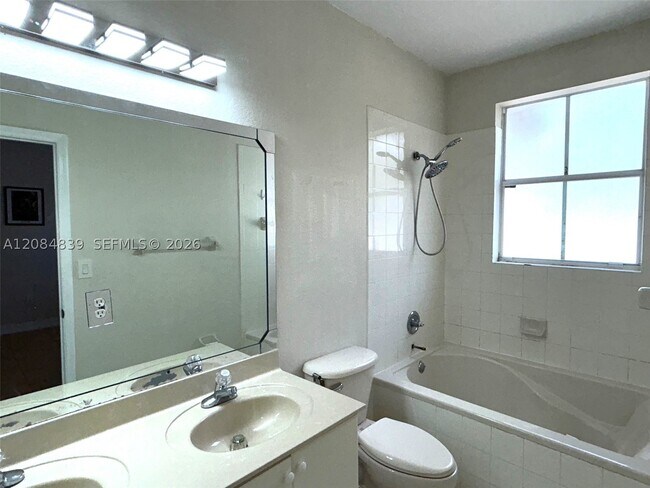 Building Photo - 11501 NW 77th St