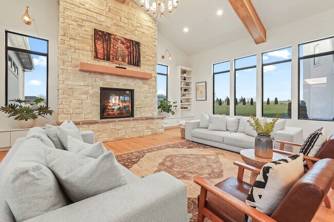 Building Photo - 12401 Rivendell Ct