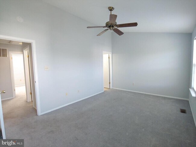 Building Photo - 2448 Winding Ridge Rd