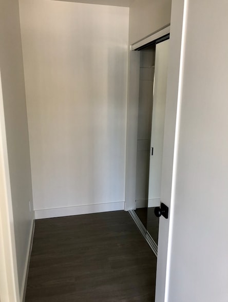 Master walk-in closet - 603 W Anapamu St