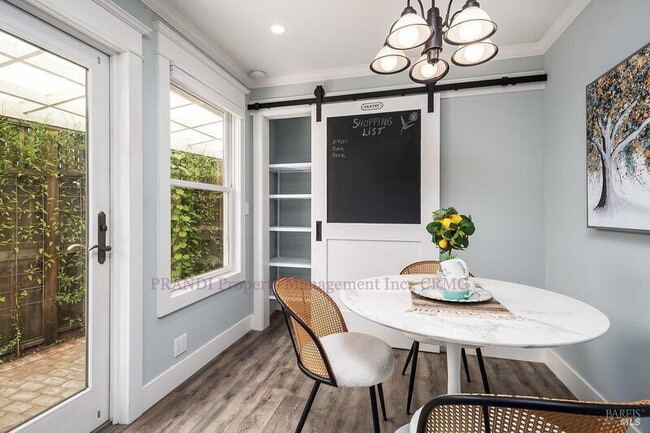 Building Photo - 4 Belle Ave