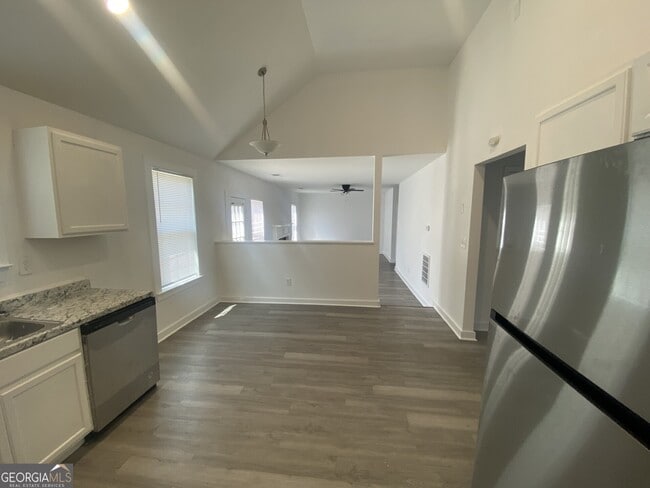 Building Photo - 2761 Rambling Way