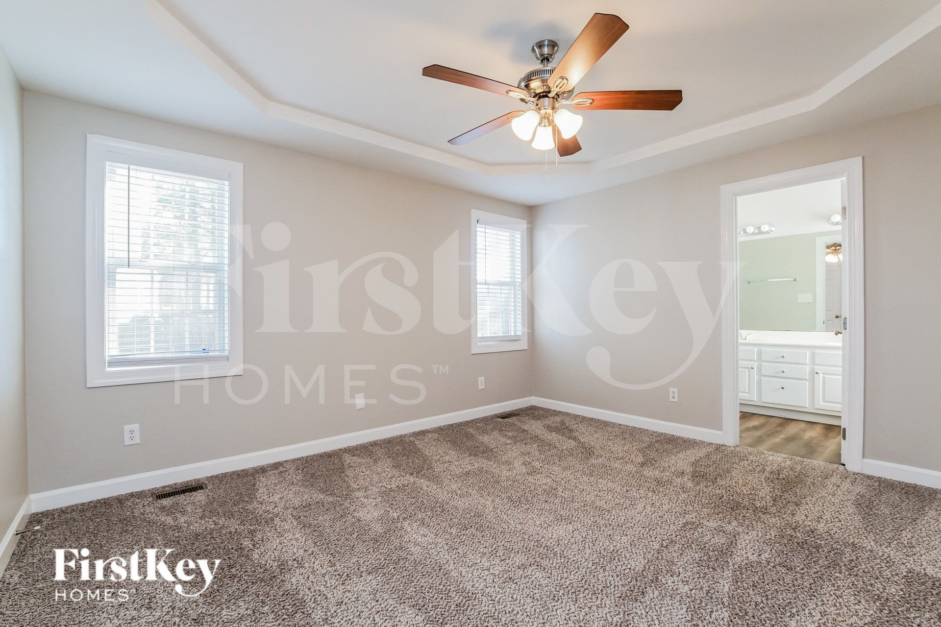 Building Photo - 4104 Mangrove Dr