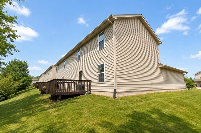 Building Photo - 4005 Snowy Owl Dr