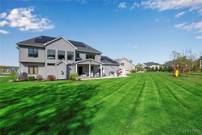 Building Photo - 5330 Holly Glen Ct