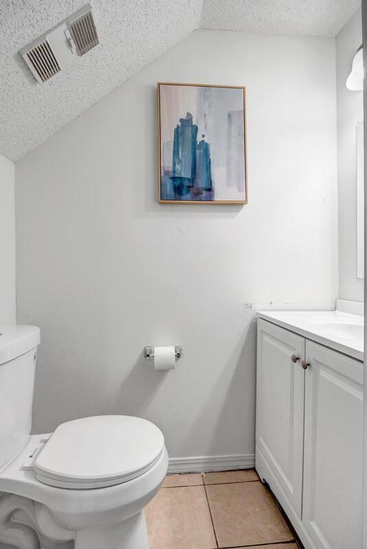 Building Photo - 111 E 1st St