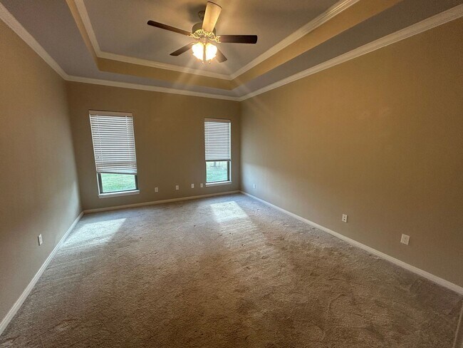 Building Photo - Beautiful Midway ISD Home