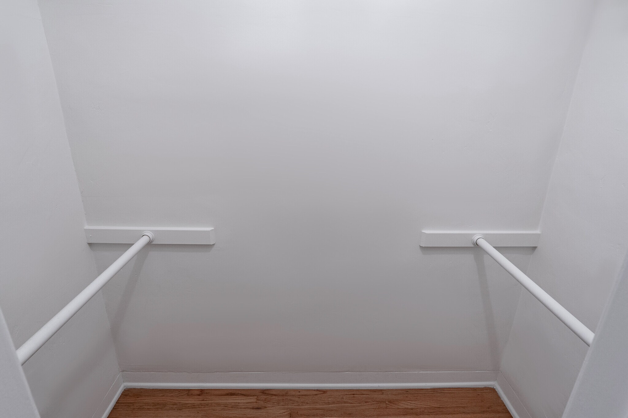 Building Photo - 638 N Gardner St