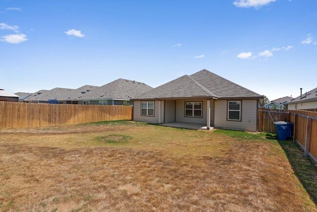 Building Photo - 4044 Legend Meadows