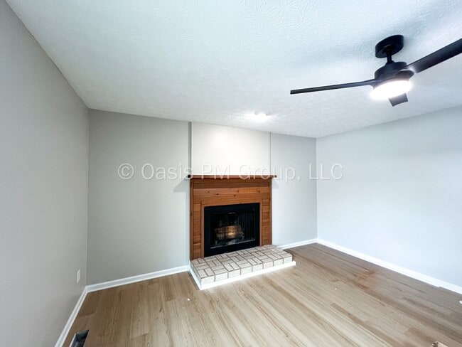 Building Photo - 3372 Willington Dr