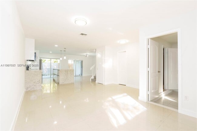 Building Photo - 6080 W 26th Ct