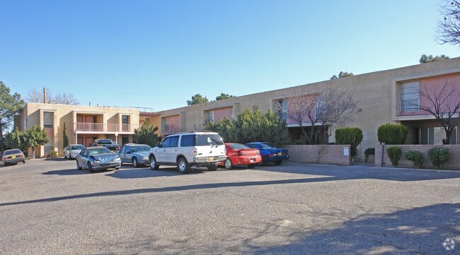 1600 Carlisle Blvd NE Albuquerque, New Mexico - 1600 Carlisle Blvd NE