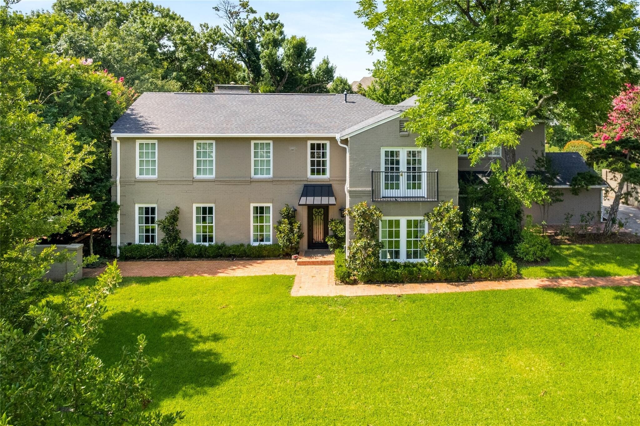 Building Photo - 4522 Walnut Hill Ln