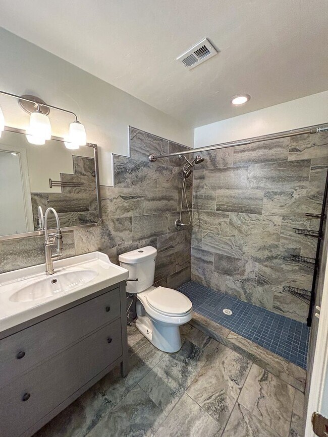 Building Photo - 5283 SW 97th Way