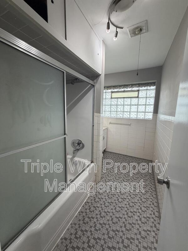 Building Photo - 8423 Korea Dr