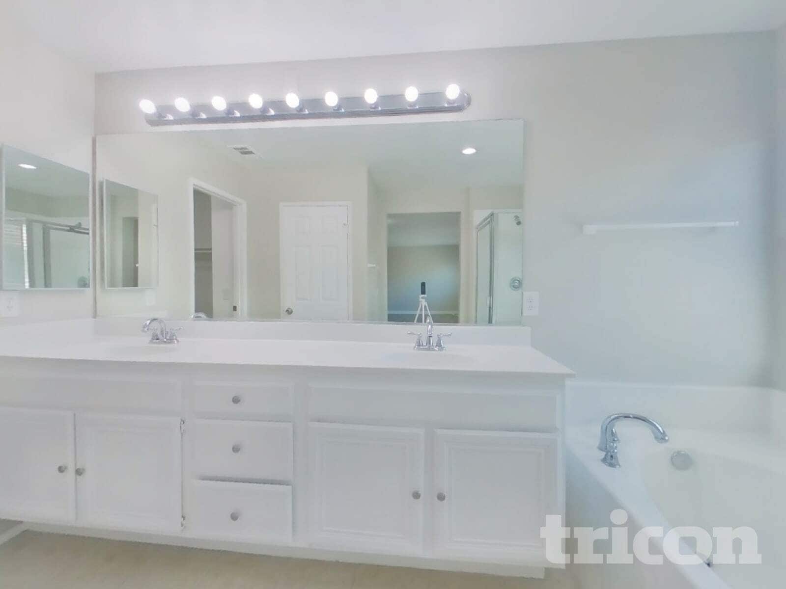 Building Photo - 13741 Starshine Dr