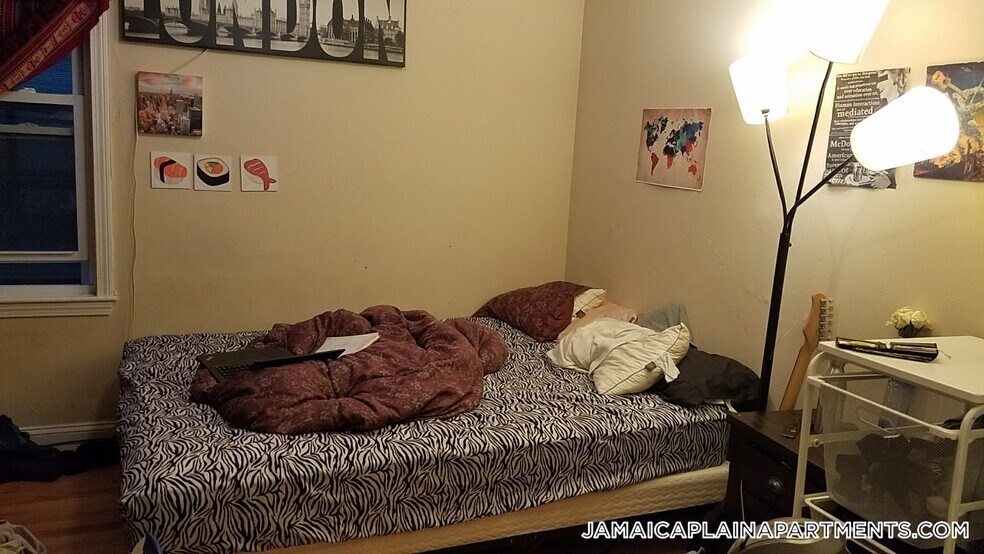 Building Photo - 3147-3149-3149 Washington St