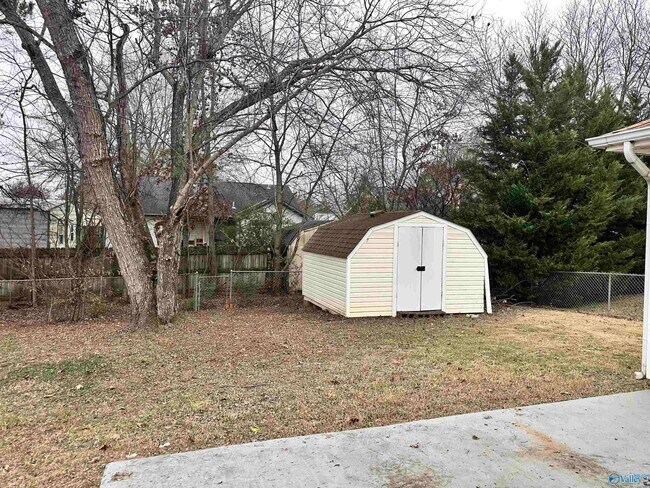 Building Photo - 13908 Creely Dr SW