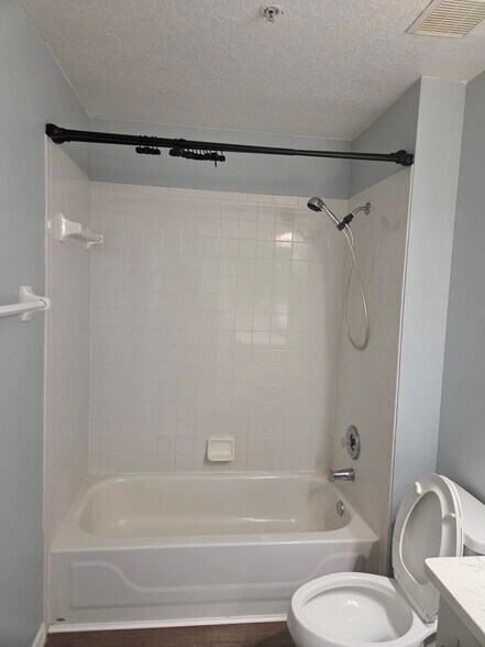 Master Bathroom 2 - 1030 Loch Vail